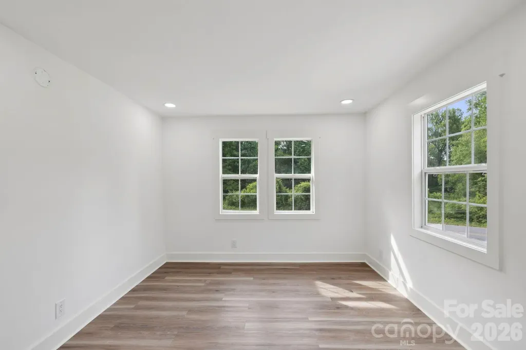 431 Pole Miller Extension Brevard NC 28712