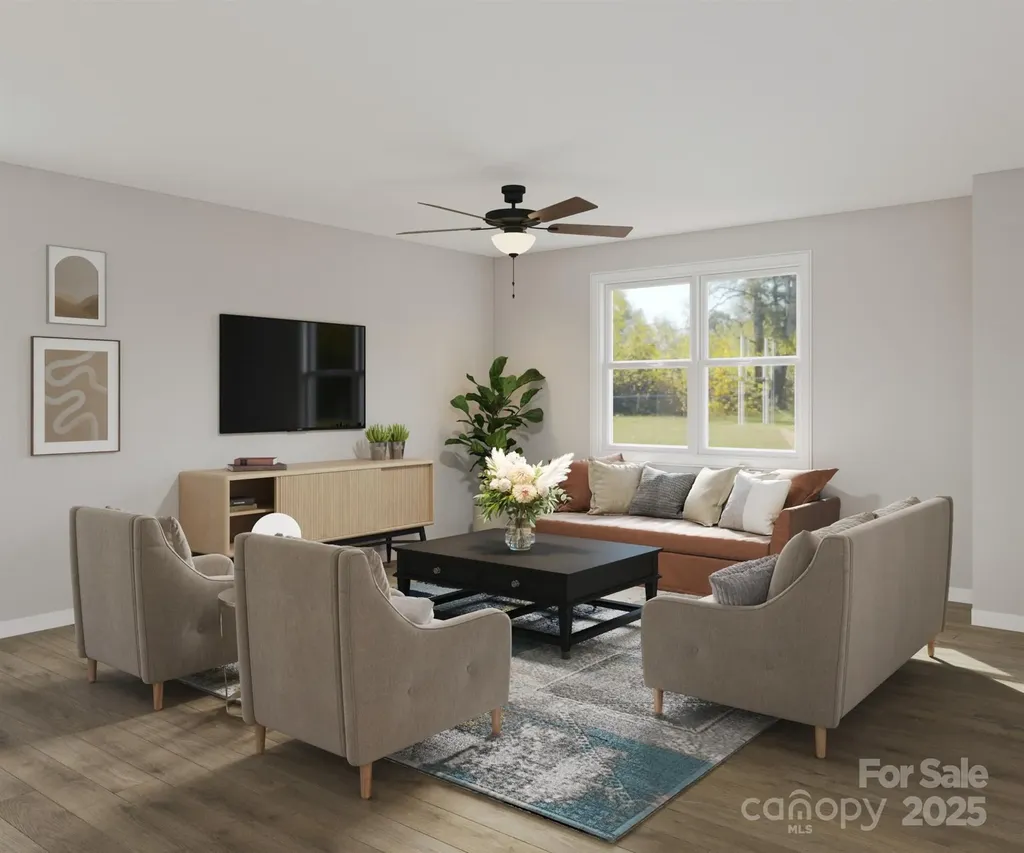4638 Dogwood Place Charlotte NC 28212