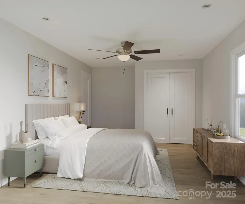 4638 Dogwood Place Charlotte NC 28212