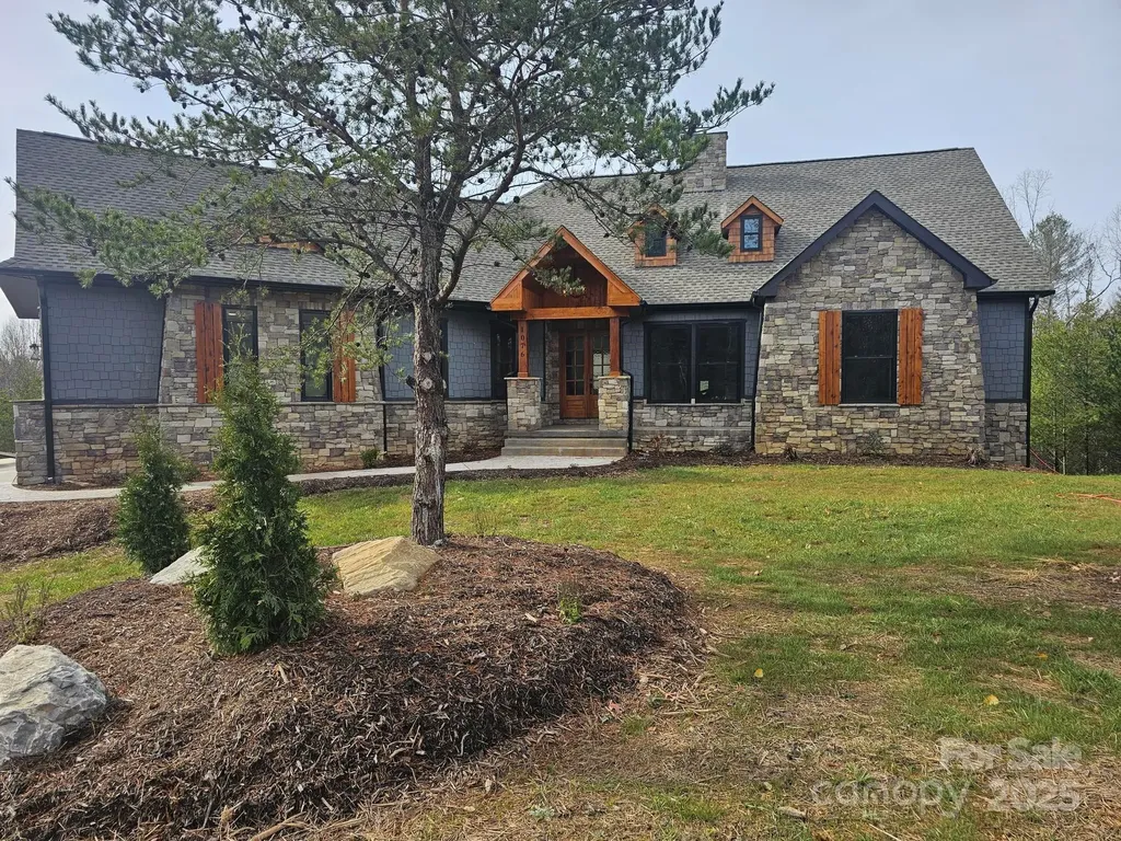 1076 Table View Drive Morganton NC 28655
