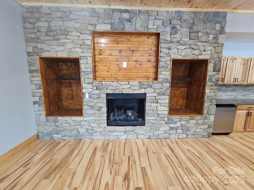 1076 Table View Drive Morganton NC 28655