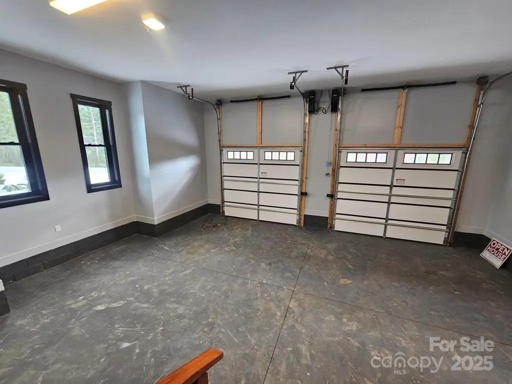 1076 Table View Drive Morganton NC 28655
