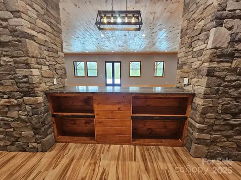 1076 Table View Drive Morganton NC 28655