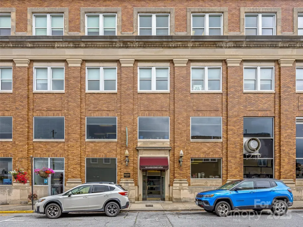 401 N Main Street Hendersonville NC 28792
