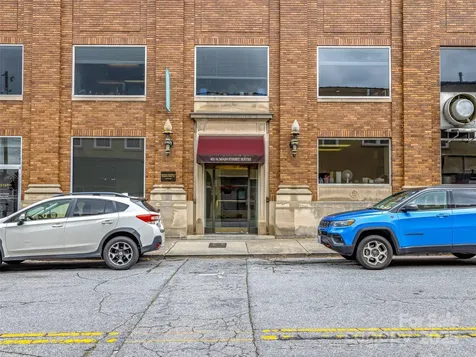 401 N Main Street Hendersonville NC 28792