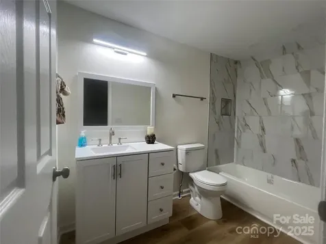 39 E White Street Chester SC 29706