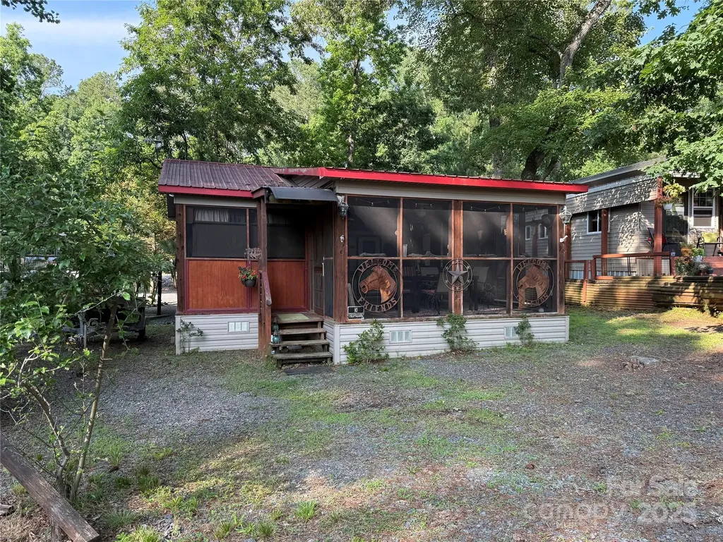 160/162 Arrowood Trail Mount Gilead NC 27306