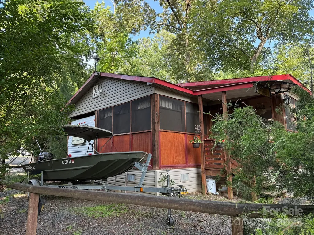 160/162 Arrowood Trail Mount Gilead NC 27306