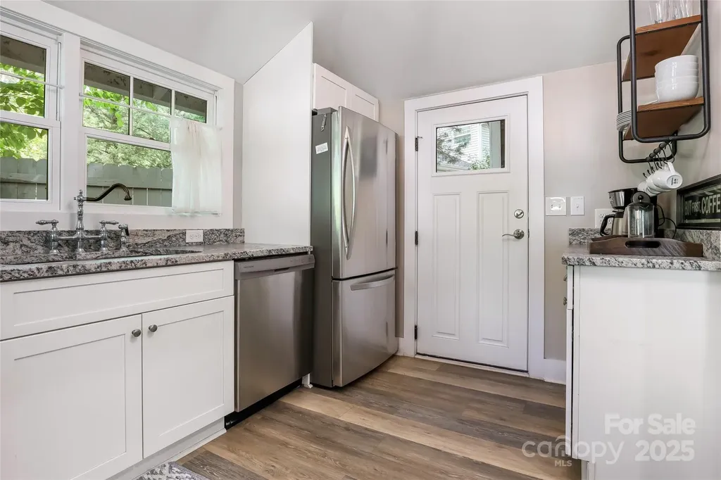 22 Moore Circle Black Mountain NC 28711