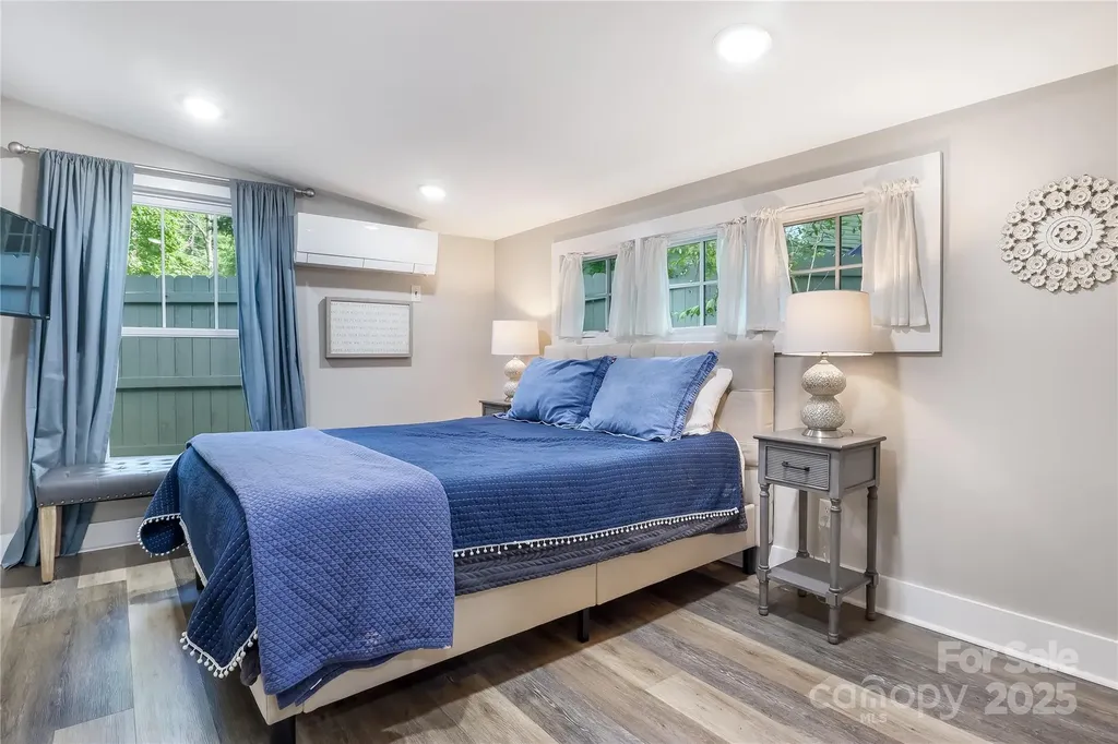 22 Moore Circle Black Mountain NC 28711