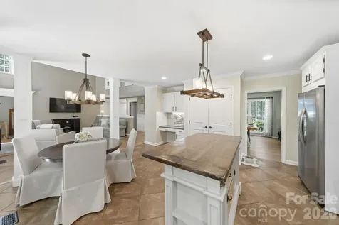 2505 Mountain Folk Lane Waxhaw NC 28173