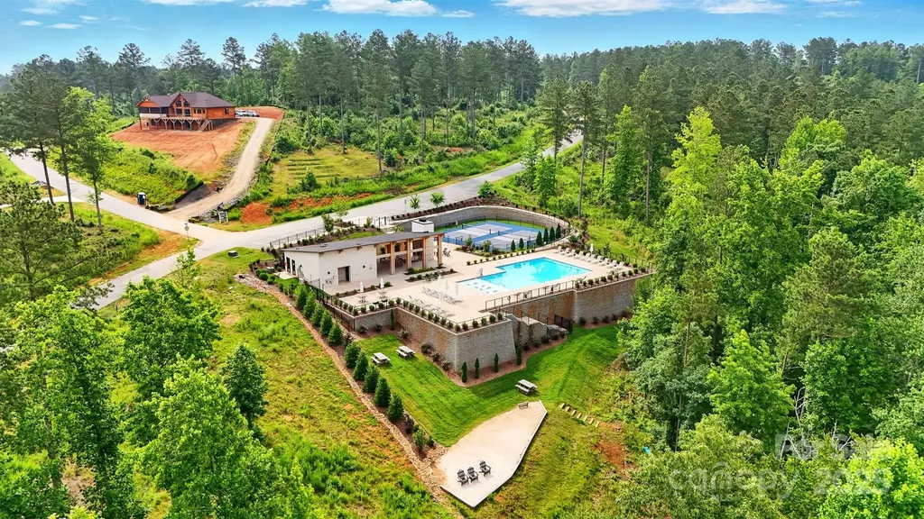 2143 & 2157 Castle Peak Mountain Connelly Springs NC 28612