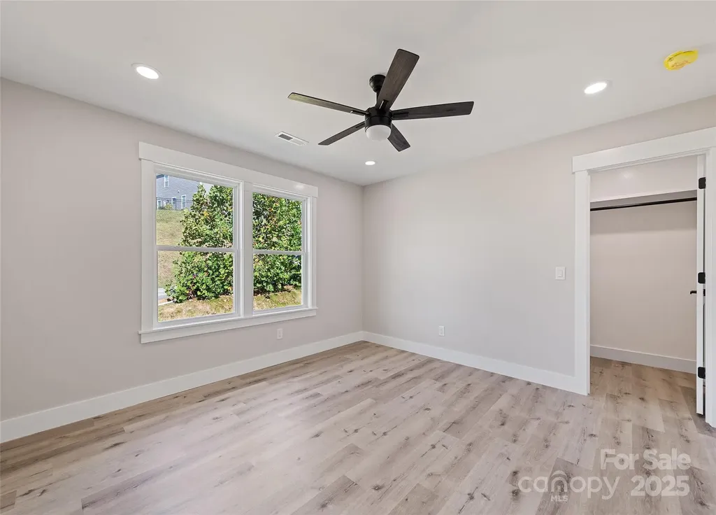 148 Amblers Knoll Road Weaverville NC 28787