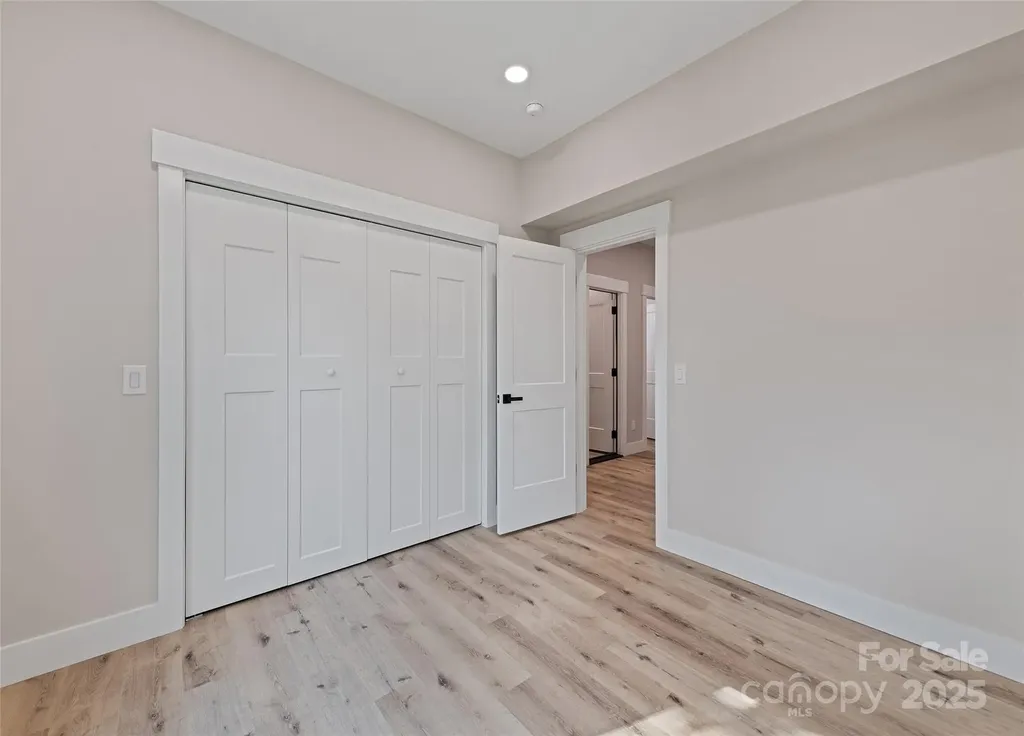 148 Amblers Knoll Road Weaverville NC 28787
