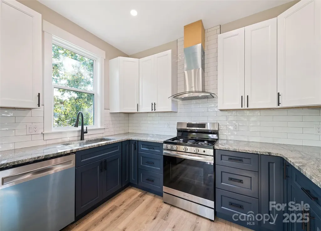 148 Amblers Knoll Road Weaverville NC 28787