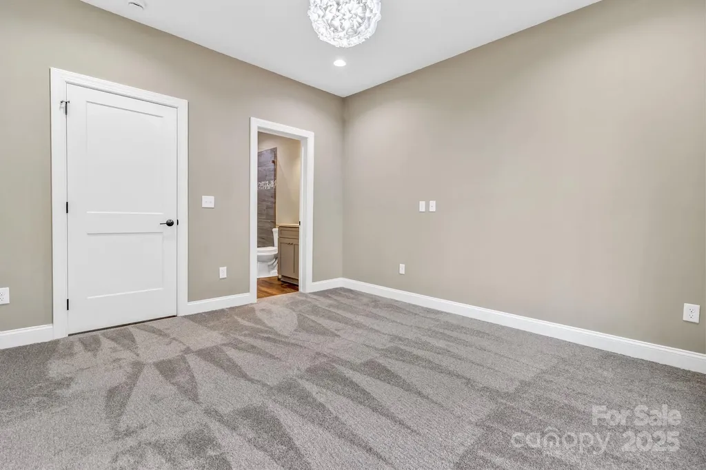 844 Settlers Trail Mars Hill NC 28754