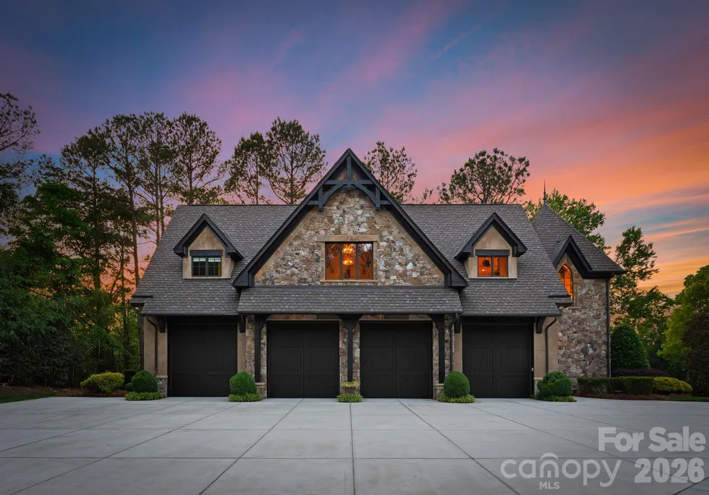 172 Tennessee Circle Mooresville NC 28117