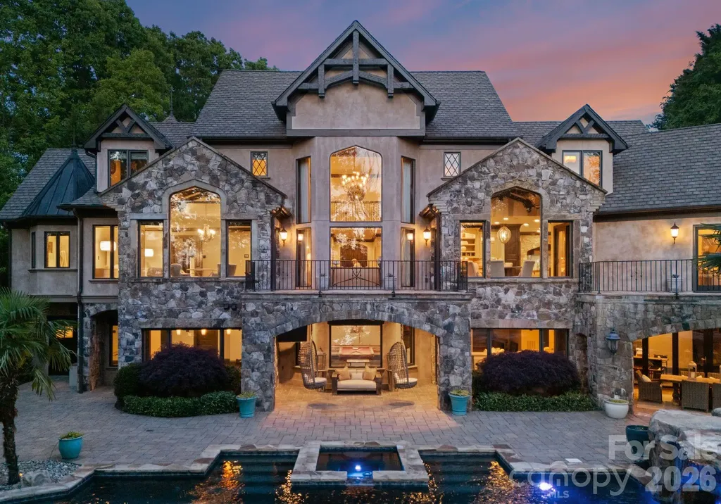 172 Tennessee Circle Mooresville NC 28117