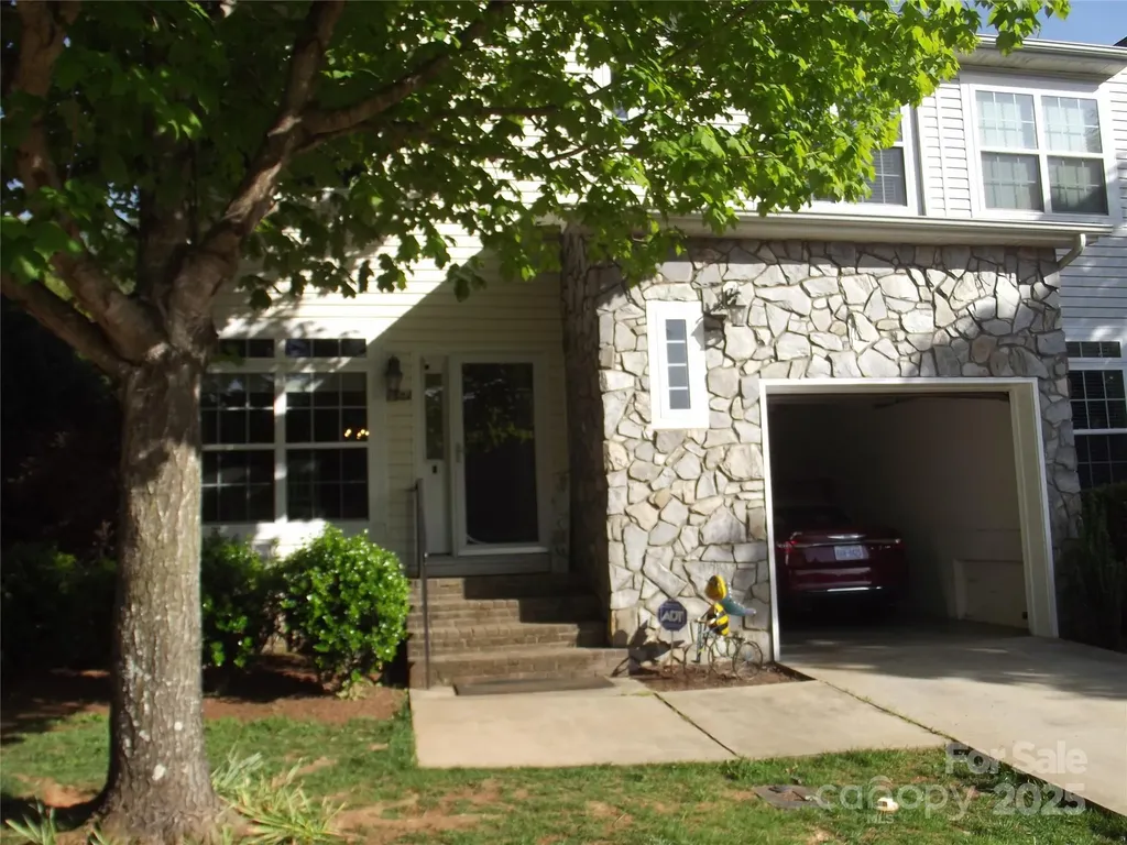 1502 Mulberry Ridge Drive Newton NC 28658