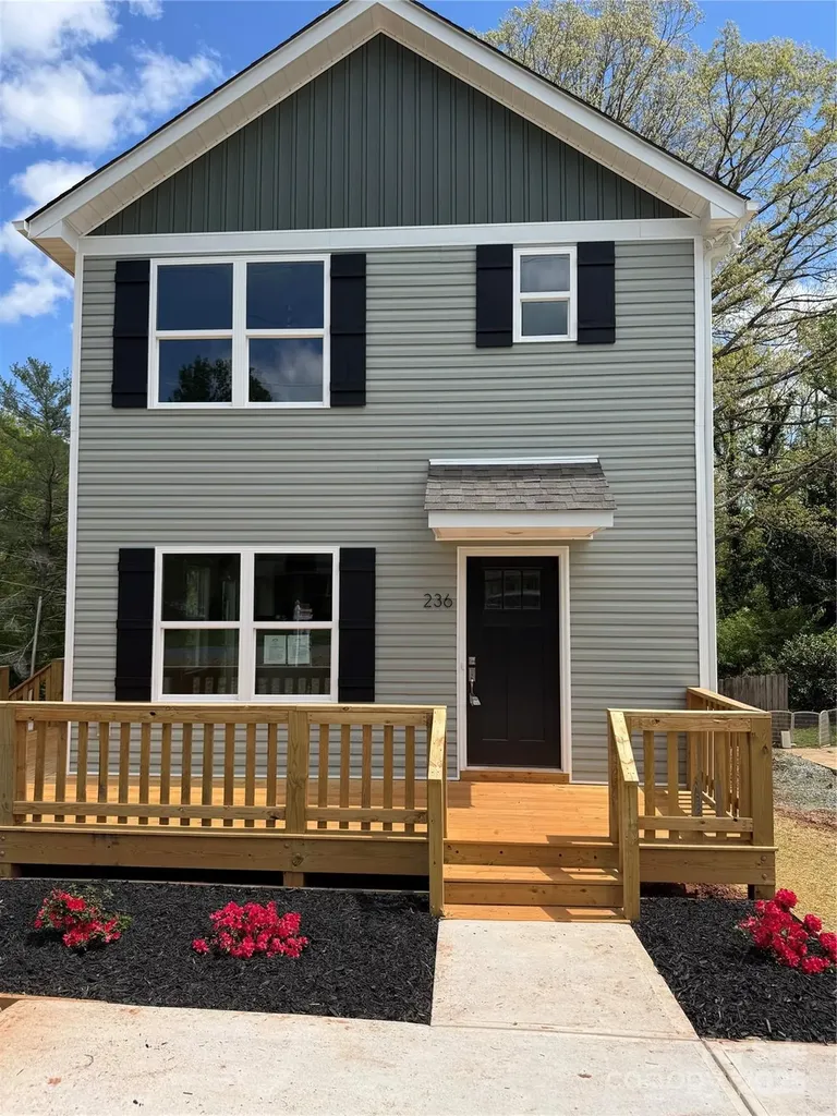 236 Elizabeth Avenue Forest City NC 28043
