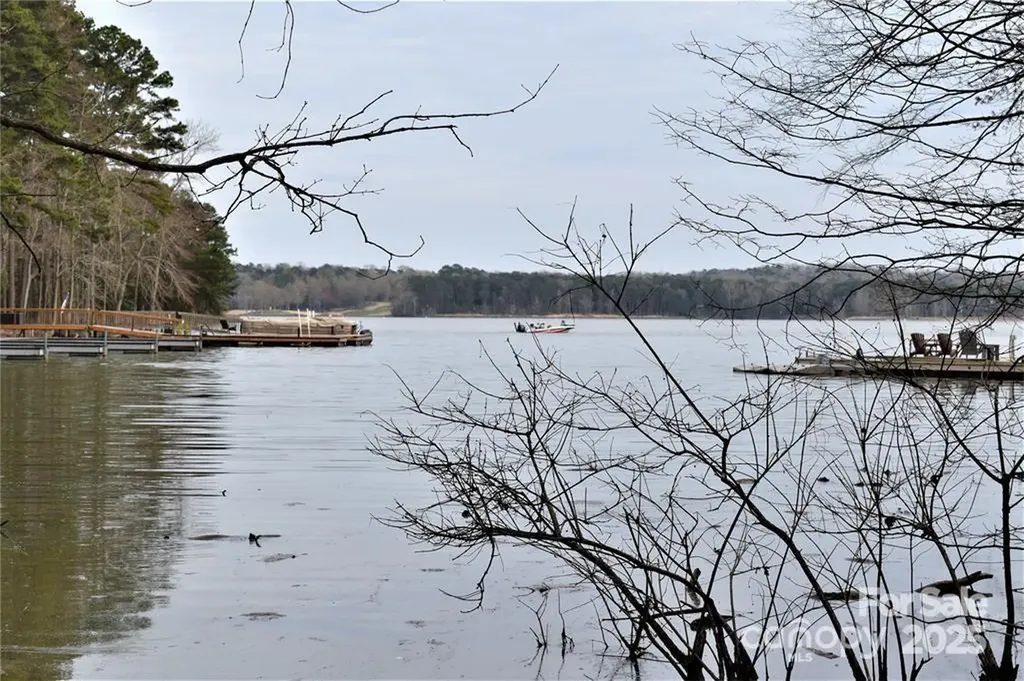 333 Pearl Bay Drive Badin Lake NC 28127