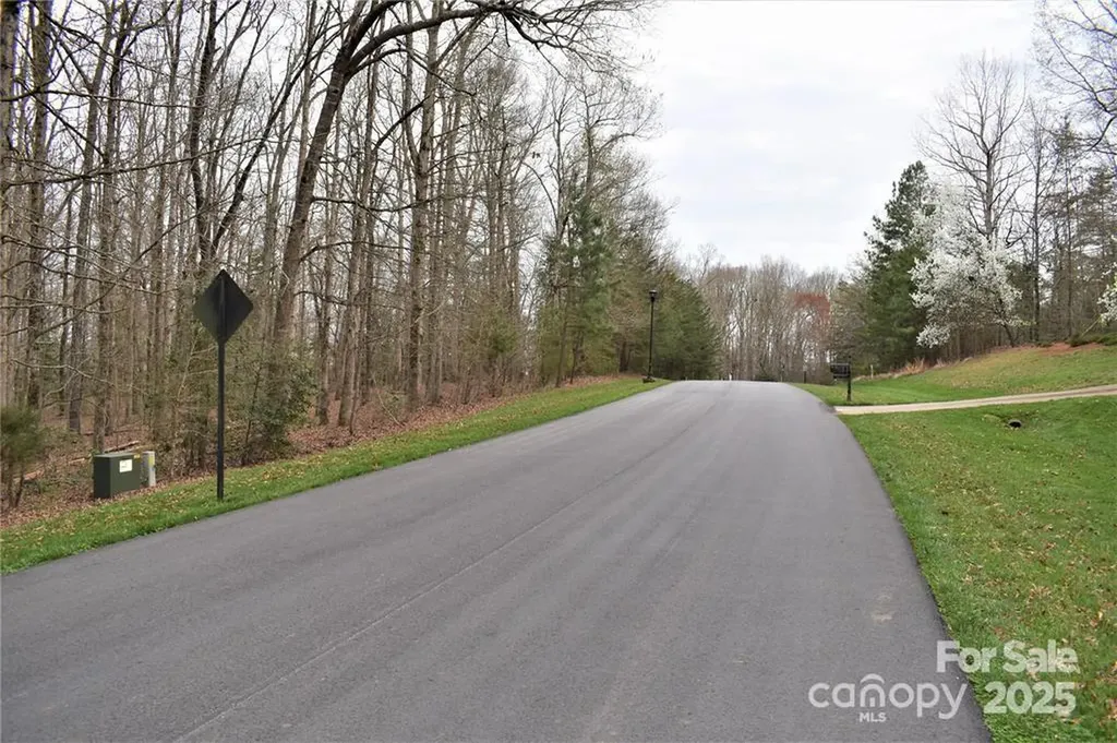 333 Pearl Bay Drive Badin Lake NC 28127