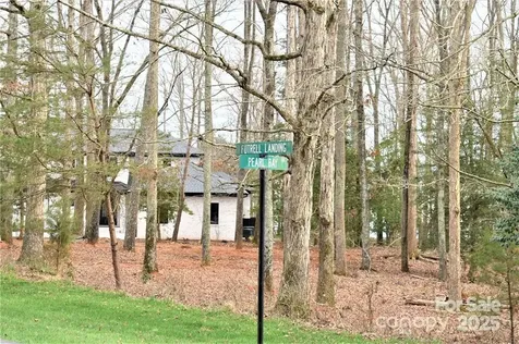 333 Pearl Bay Drive Badin Lake NC 28127