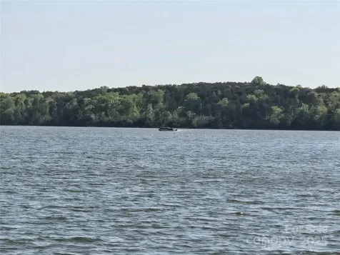 333 Pearl Bay Drive Badin Lake NC 28127