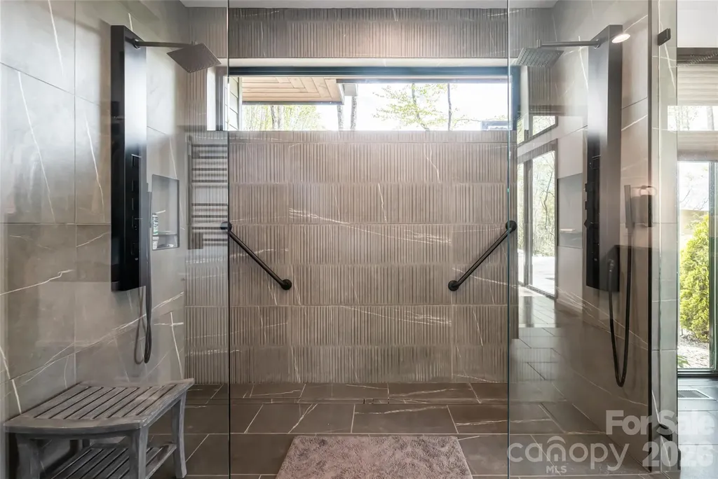 94 Laurel Ledge Way Fletcher NC 28732