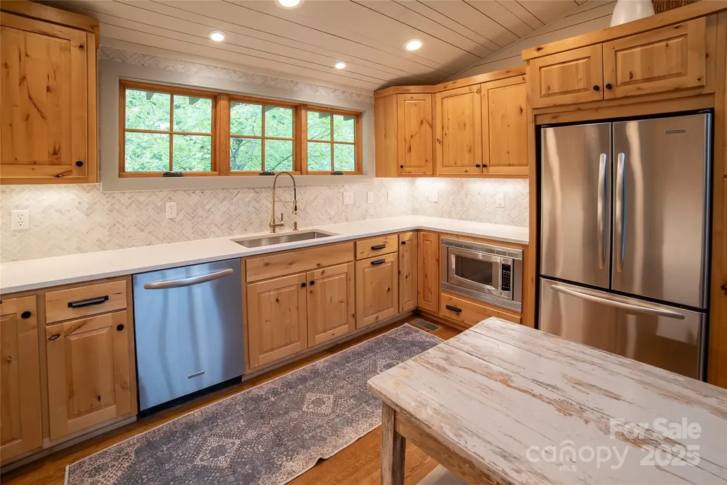 163 Cabin Bluff Drive Marion NC 28752
