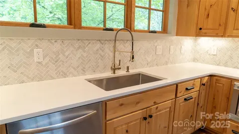 163 Cabin Bluff Drive Marion NC 28752