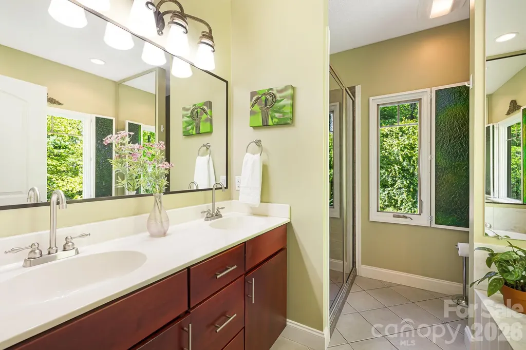 411 Alta Circle Hendersonville NC 28739