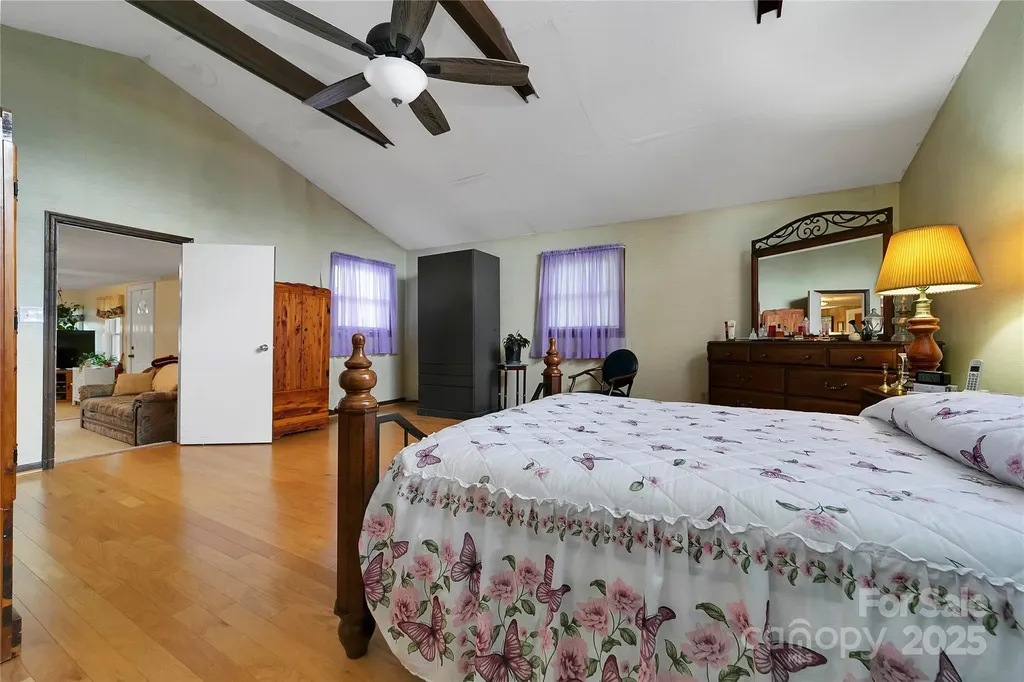 128 Summit Avenue Brevard NC 28712