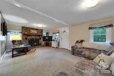 128 Summit Avenue Brevard NC 28712