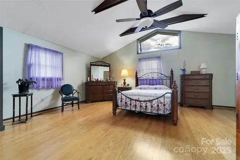 128 Summit Avenue Brevard NC 28712