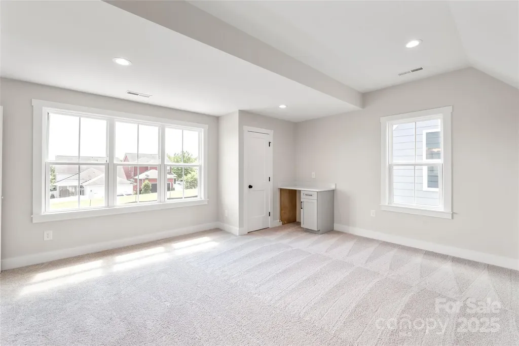 19028 Newburg Hill Road Davidson NC 28036