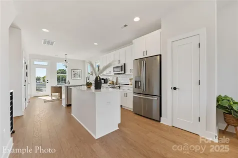 554 Rountree Road Charlotte NC 28217