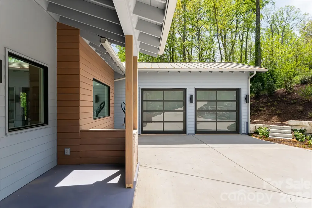 26 Hickory Top Lane Asheville NC 28805