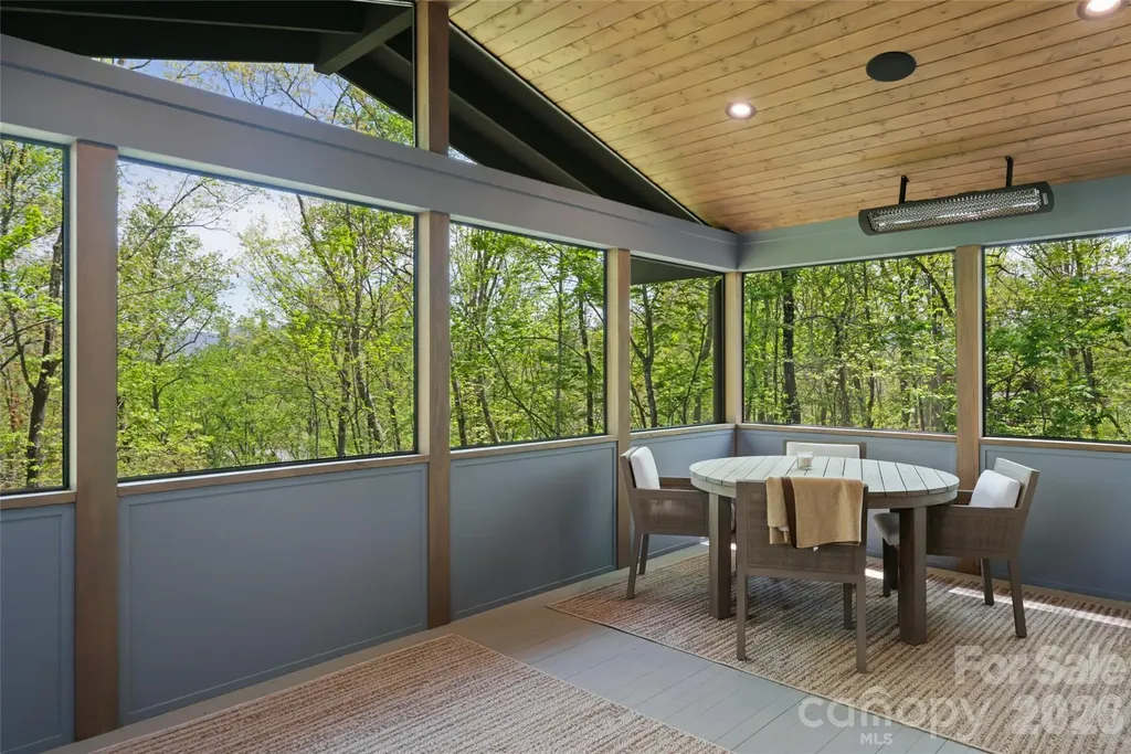 26 Hickory Top Lane Asheville NC 28805