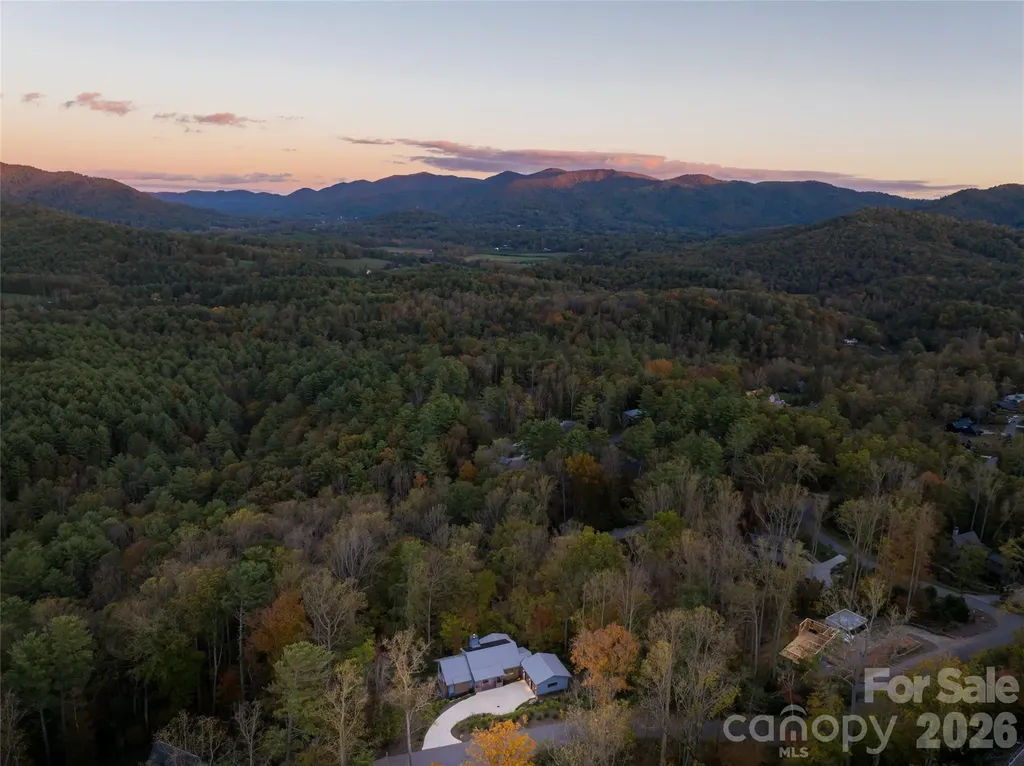 26 Hickory Top Lane Asheville NC 28805