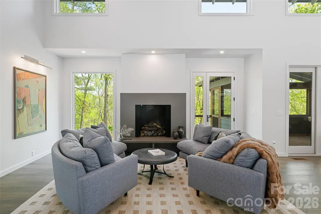 26 Hickory Top Lane Asheville NC 28805