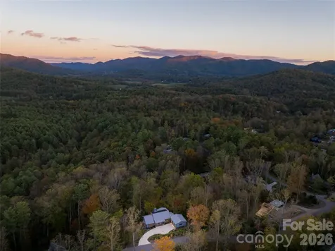 26 Hickory Top Lane Asheville NC 28805