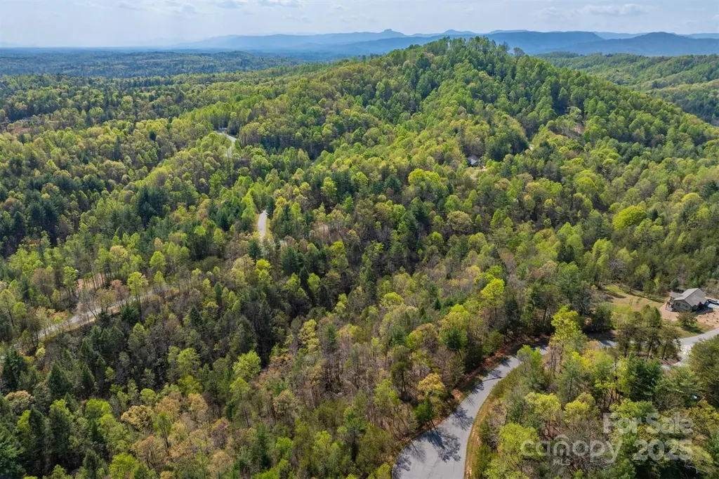 18 Walnut Ridge Way Lenoir NC 28645