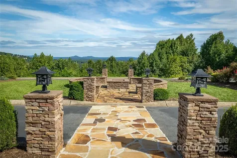 18 Walnut Ridge Way Lenoir NC 28645