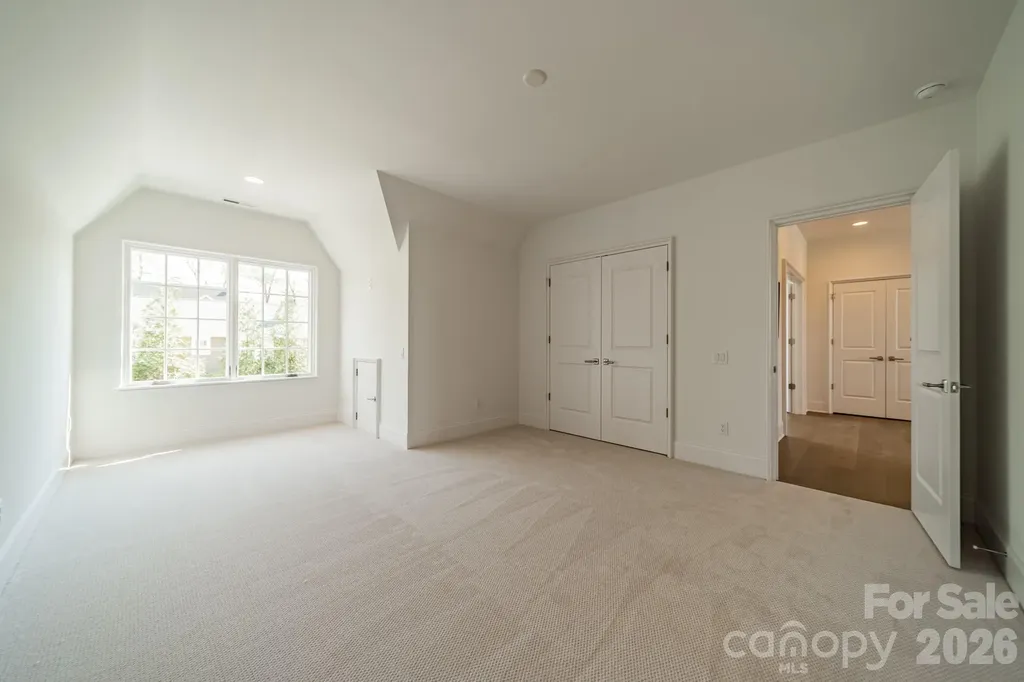 2113 Brandon Circle Charlotte NC 28211