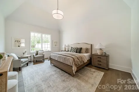 2113 Brandon Circle Charlotte NC 28211