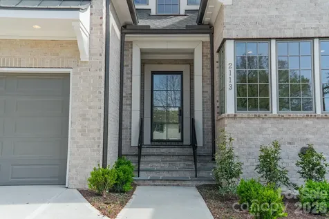 2113 Brandon Circle Charlotte NC 28211