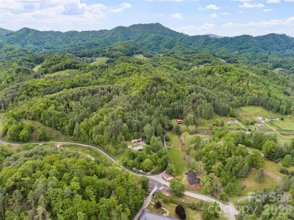 0000 Jacks Creek Road Burnsville NC 28714