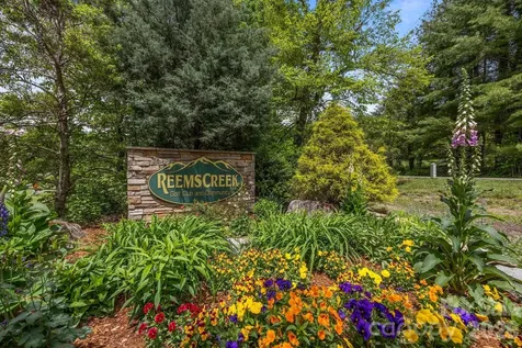 46 Hawtree Court Weaverville NC 28787