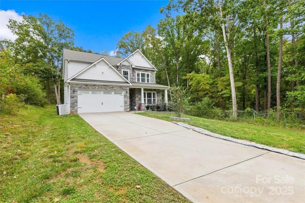 1727 Grace Lane Charlotte NC 28262